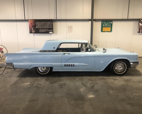 1958 Ford Thunderbird