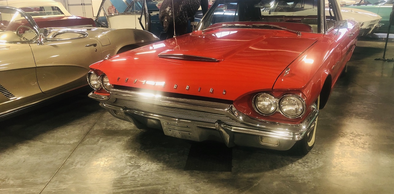 1964 Ford T Bird