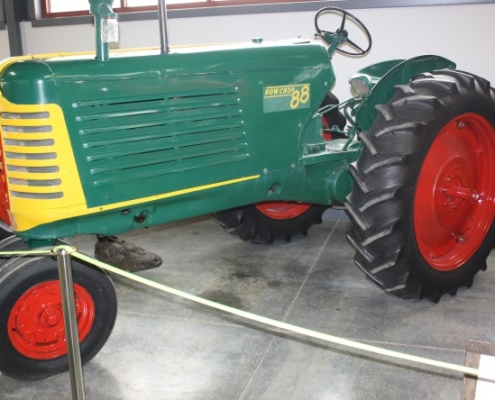 1948 Oliver 88