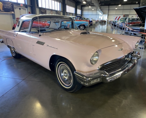 1957 Ford Thunderbird